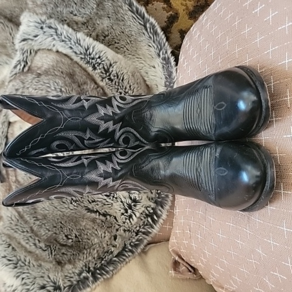 Dan Post Black Western Cowboy Boots with Decorative Stitching - Picture 5 of 11